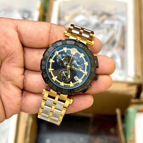 A bi-compax chronograph with a sporty but highly stylish attitude is the new Aion chronograph presented by Versace. ✅ - Image 2